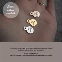 Load image into Gallery viewer, Miniature floral letter with name - saddle tan leather - double personalised dog tag